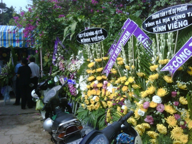 IMG00046-20101219-1024